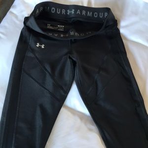 Under Armour compression leggings